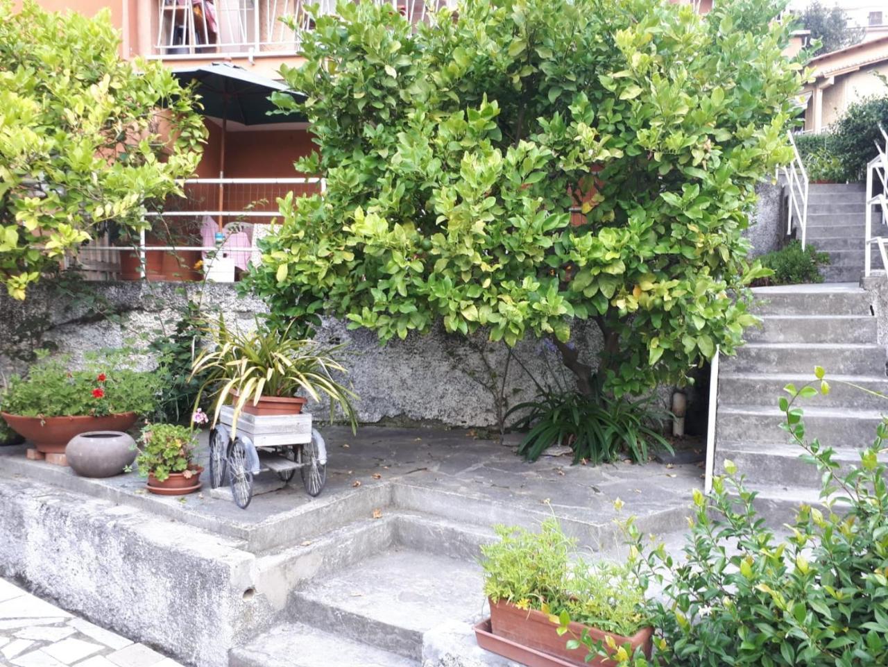 Bed and Breakfast Ai Tre Limoni Варацце Экстерьер фото